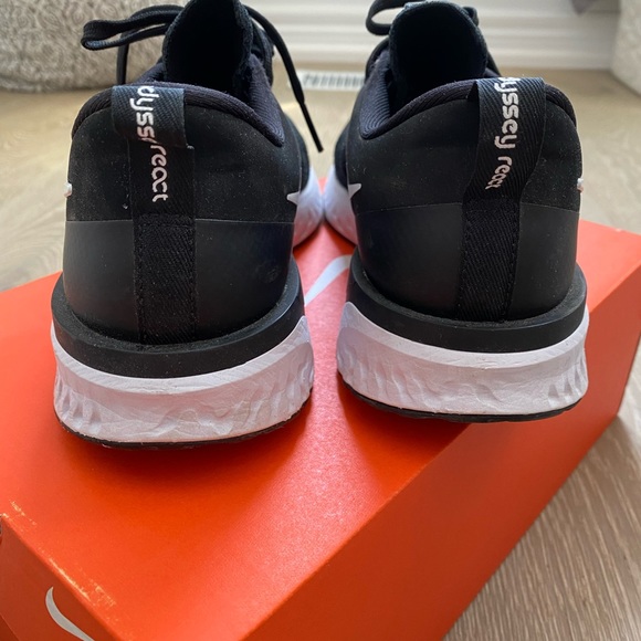 Nike Odyssey React Running Shoes - Picture 4 of 7